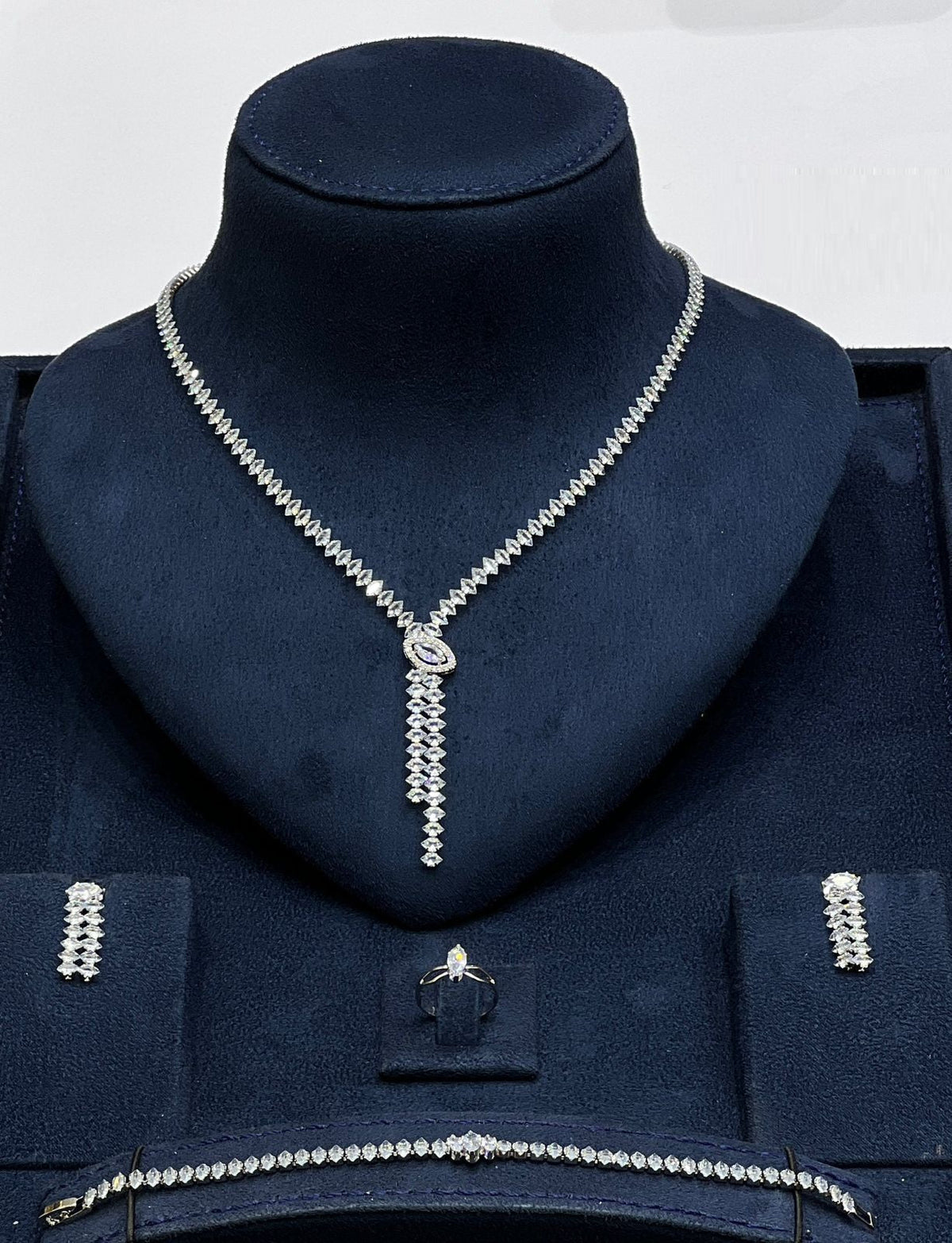 Crystal Drop Jewelry Set - Zambeel